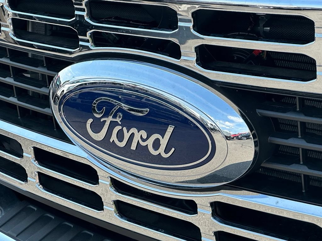New 2026 Ford F550 4x4 Regular Cab Super Duty image 26