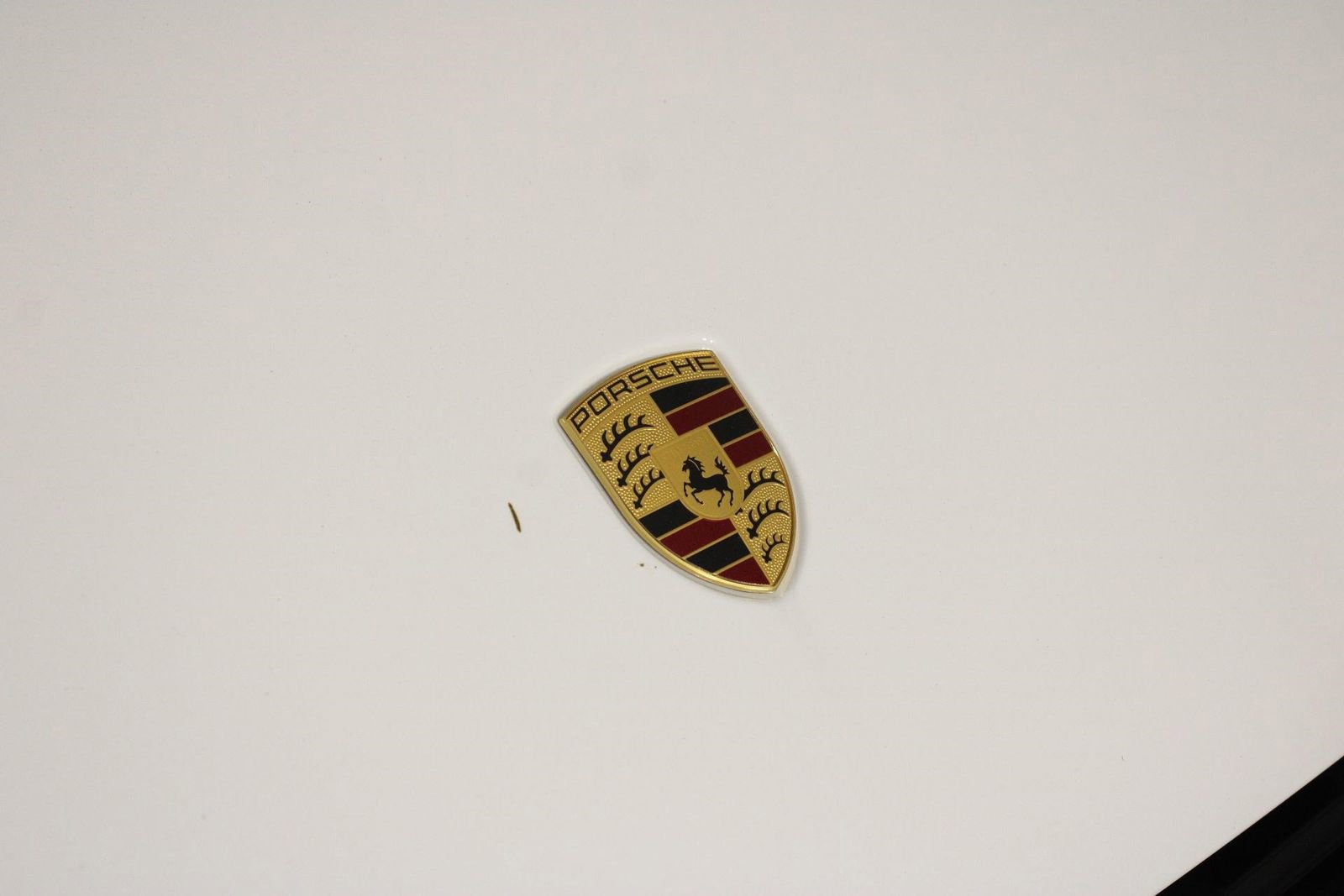 Certified 2025 Porsche Macan image 29