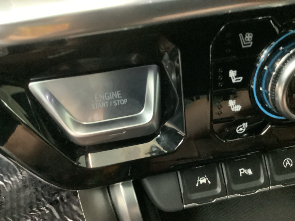 Used 2023 GMC Sierra 1500 Denali Ultimate AWD/4WD image 17