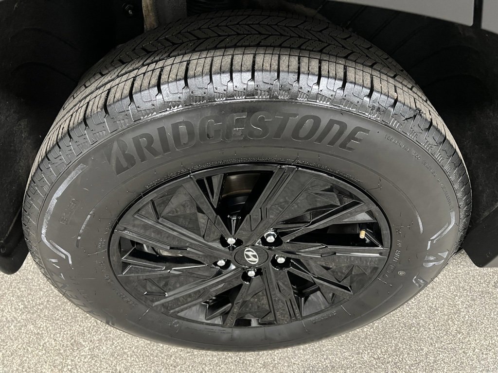 Used 2024 Hyundai Tucson Blue image 17