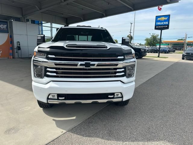 Used 2020 Chevrolet Silverado 2500 High Country w/ Z71 Off-Road Package AWD/4WD image 2