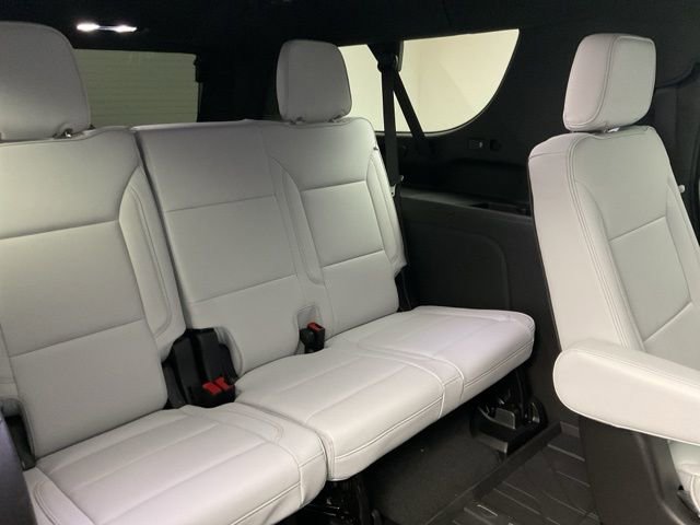 New 2026 Chevrolet Suburban Premier image 31