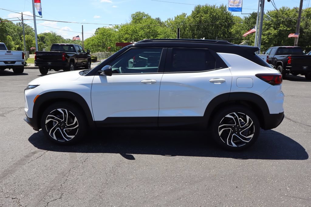 New 2026 Chevrolet TrailBlazer RS w/ Convenience Package FWD image 25