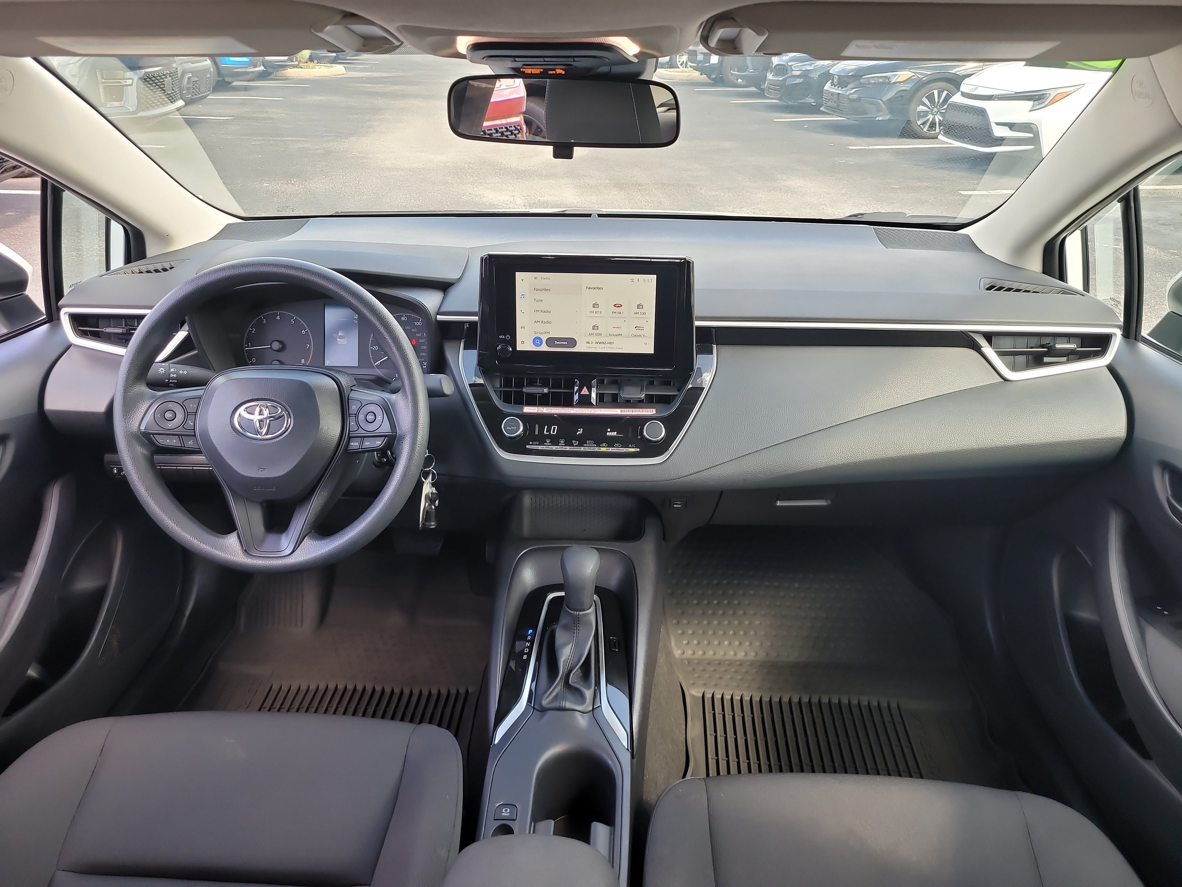 Used 2025 Toyota Corolla LE FWD image 14