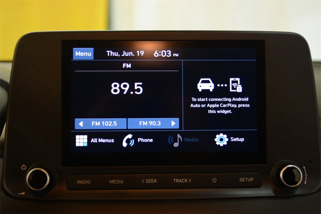 Used 2023 Hyundai Kona SE image 22