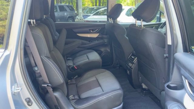 Used 2022 Subaru Ascent Premium w/ Convenience Package AWD/4WD image 13