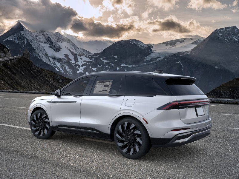 New 2026 Lincoln Nautilus Reserve AWD/4WD image 4