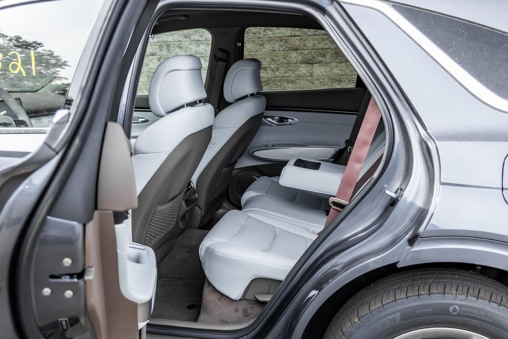 New 2026 Genesis GV70 2.5T Advanced AWD/4WD image 9