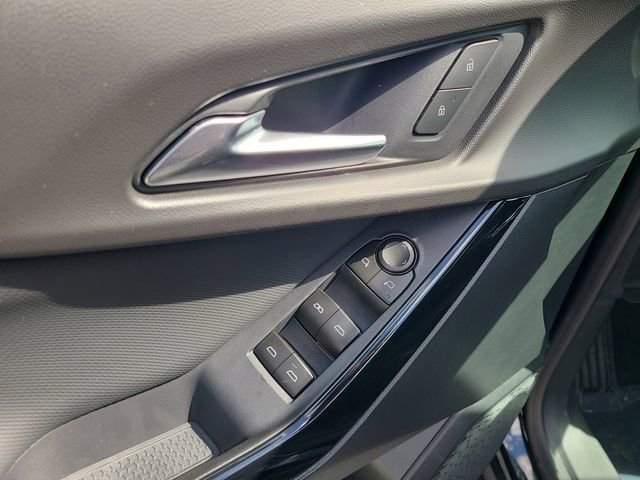 New 2026 Chevrolet Equinox LT w/ Safety and Technology Package image 16