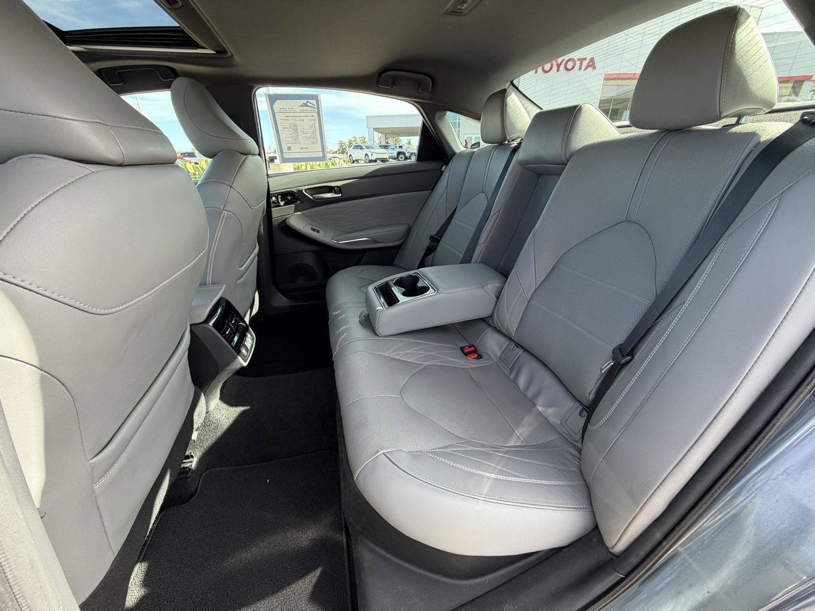 Used 2020 Toyota Avalon Limited w/ Advanced Safety Package FWD image 20
