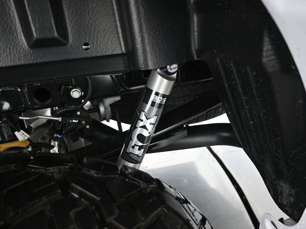 New 2025 Ford F150 Lariat w/ Equipment Group 502A High image 26