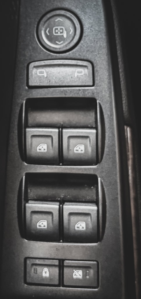 Used 2020 Chevrolet Tahoe LS AWD/4WD image 7