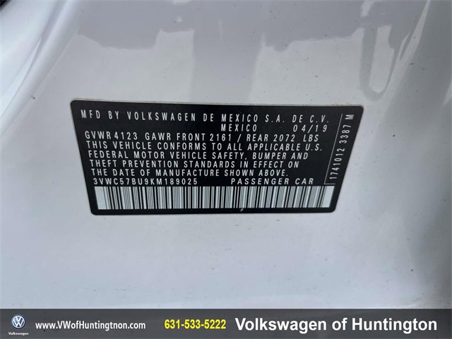 Certified 2019 Volkswagen Jetta R-Line w/ R-Line Cold Weather Package image 8