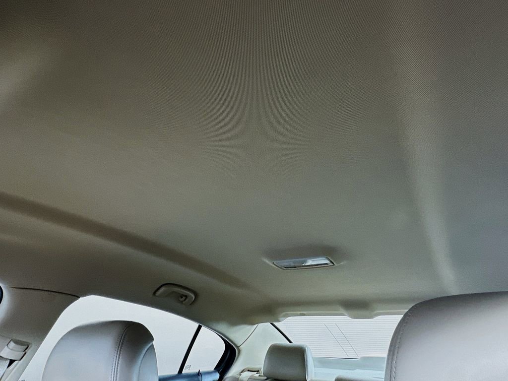 Used 2011 Buick LaCrosse CXL FWD image 19
