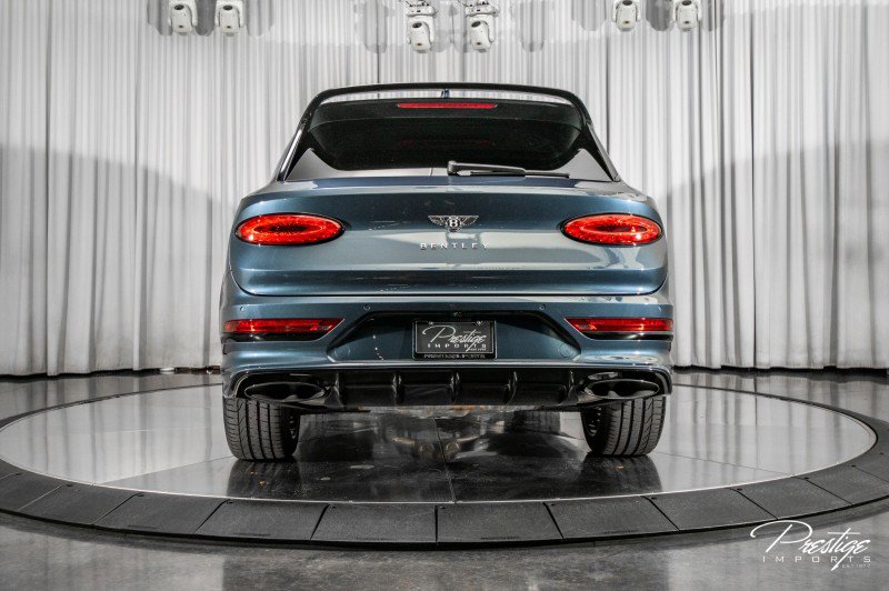 Used 2023 Bentley Bentayga Speed image 23