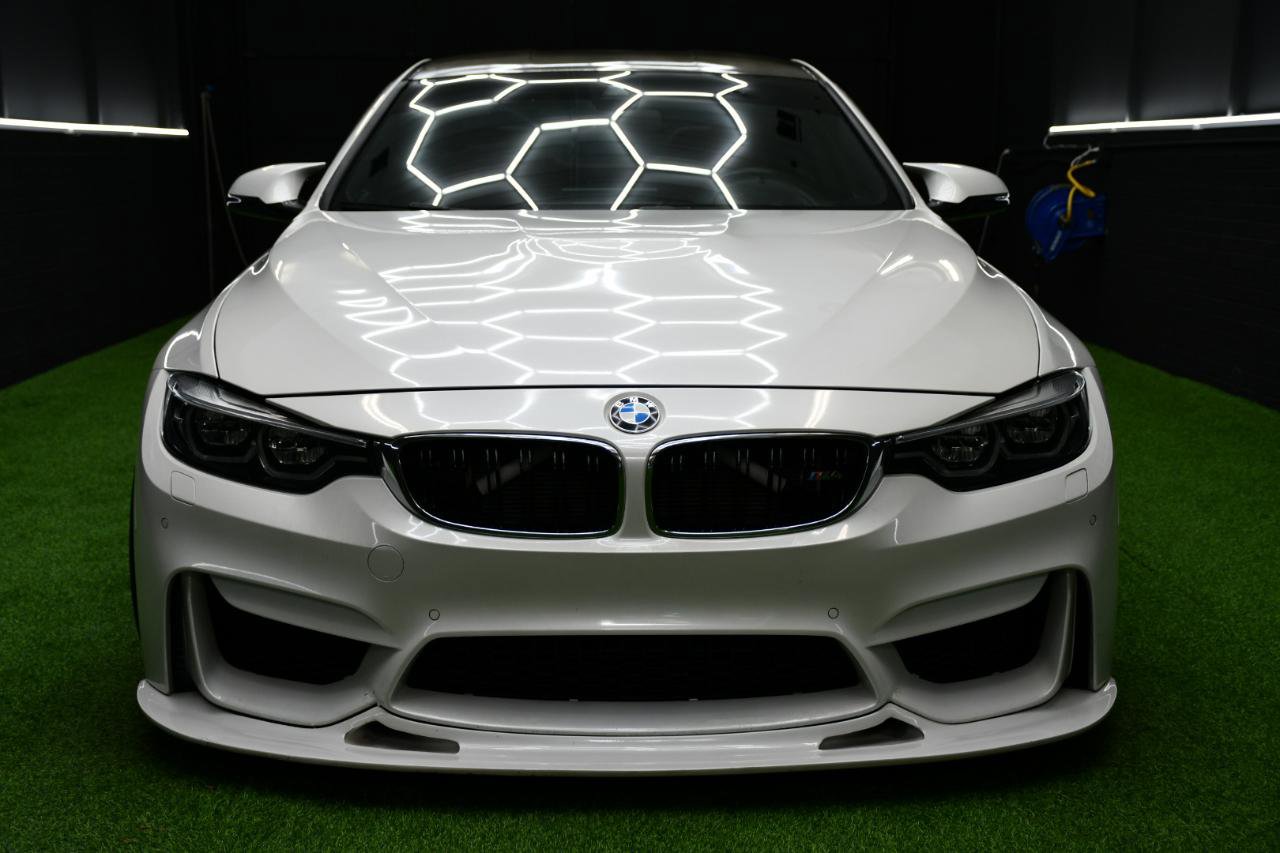 Used 2016 BMW M4 Coupe w/ Executive Package RWD image 15