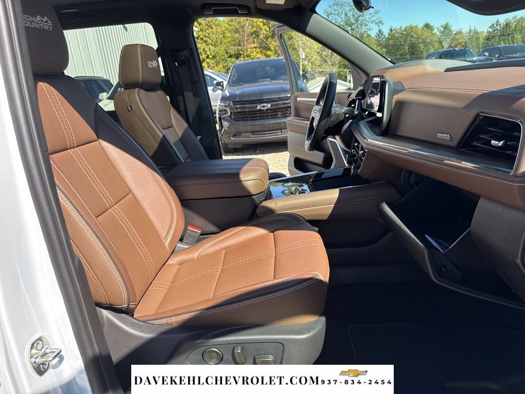 Used 2026 Chevrolet Tahoe High Country w/ Sun And Tow Package AWD/4WD image 46