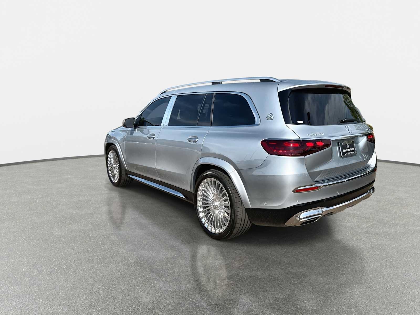 New 2026 Mercedes-Benz Maybach GLS 600 4MATIC image 6