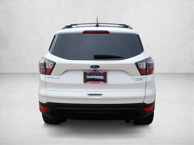 Used 2017 Ford Escape Titanium image 3
