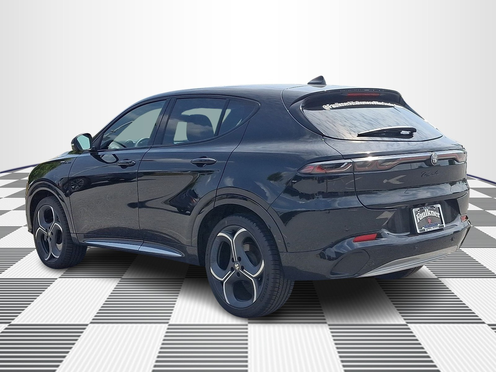 New 2026 Alfa Romeo Tonale w/ Active Assist Package AWD/4WD image 9
