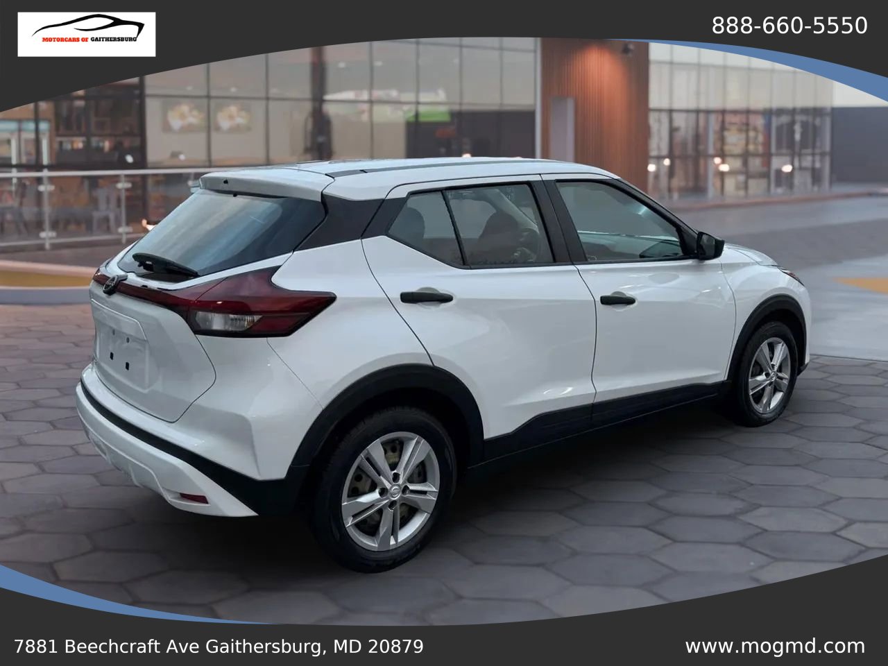 Used 2022 Nissan Kicks S image 11