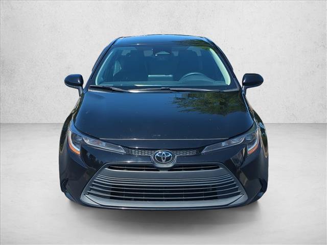 Used 2024 Toyota Corolla LE w/ LE Convenience Package FWD image 2