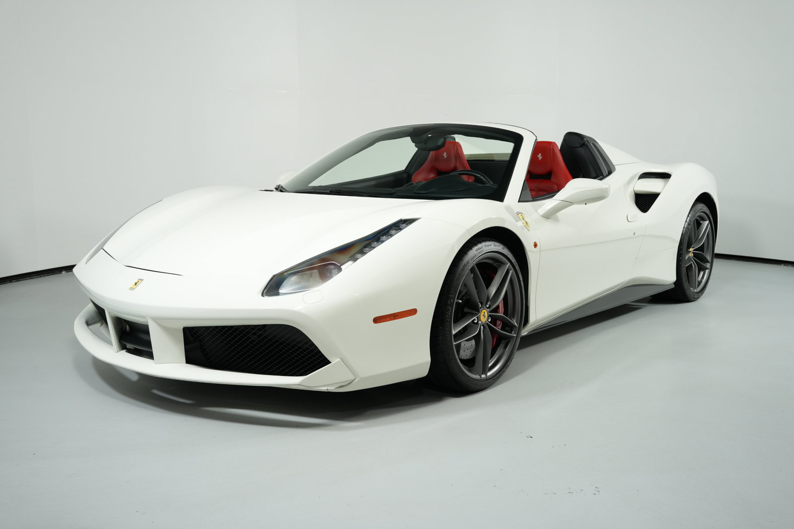 Certified 2017 Ferrari 488 Spider RWD image 21