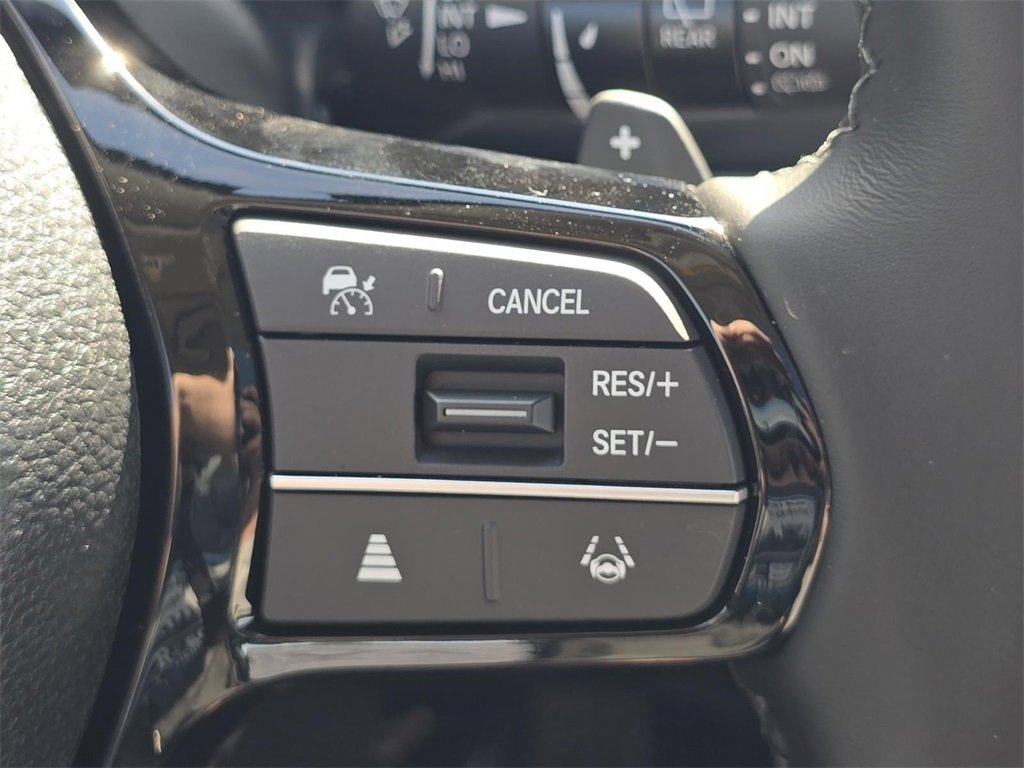 New 2025 Honda Pilot Touring image 33