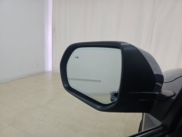 Used 2025 Buick Enclave Preferred image 30