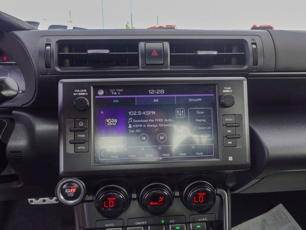 Certified 2023 Toyota GR86 10th Anniversary SE image 25