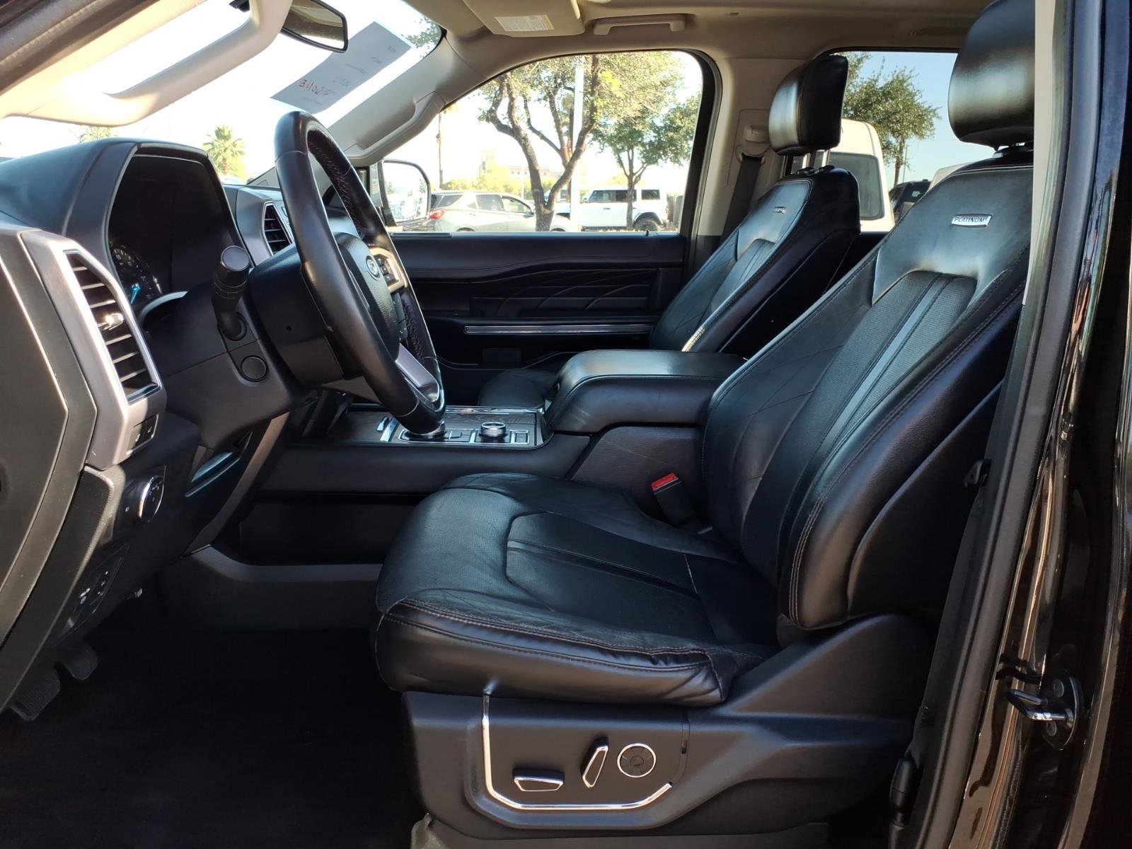 Used 2020 Ford Expedition Platinum AWD/4WD image 12