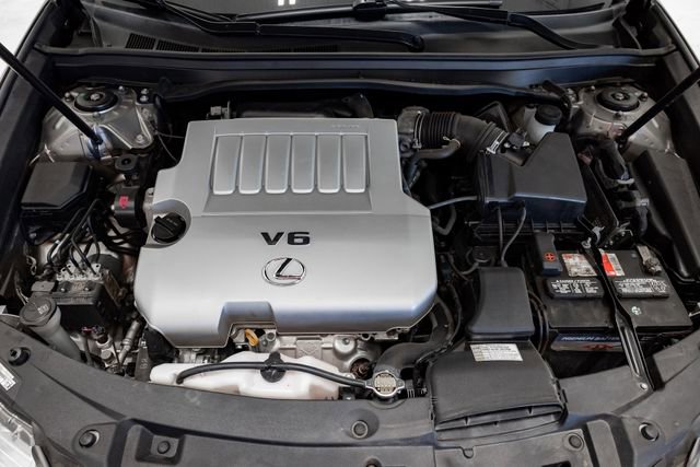 Used 2015 Lexus ES 350 w/ Luxury Package image 3