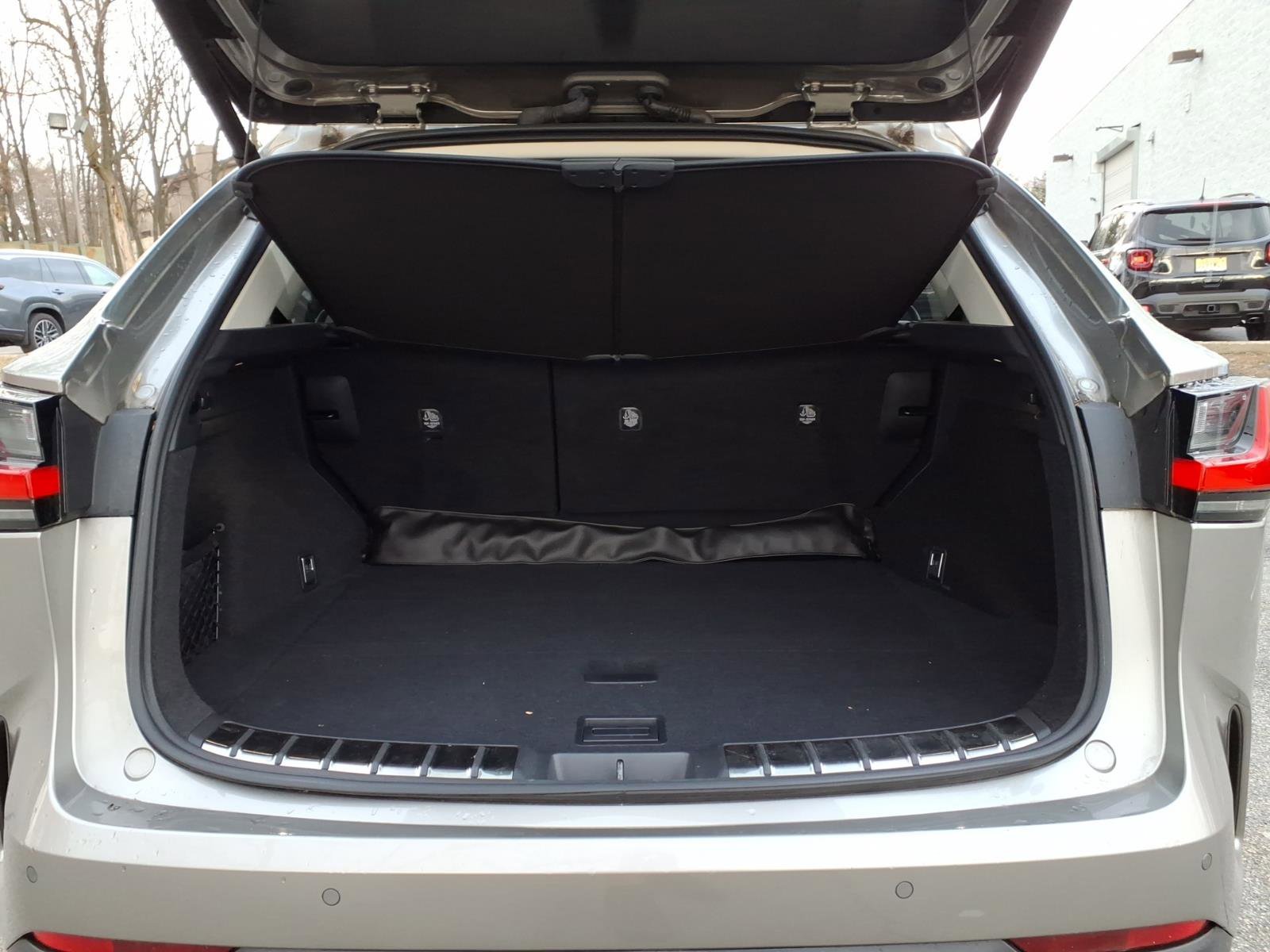 Used 2023 Lexus NX 350 AWD image 12