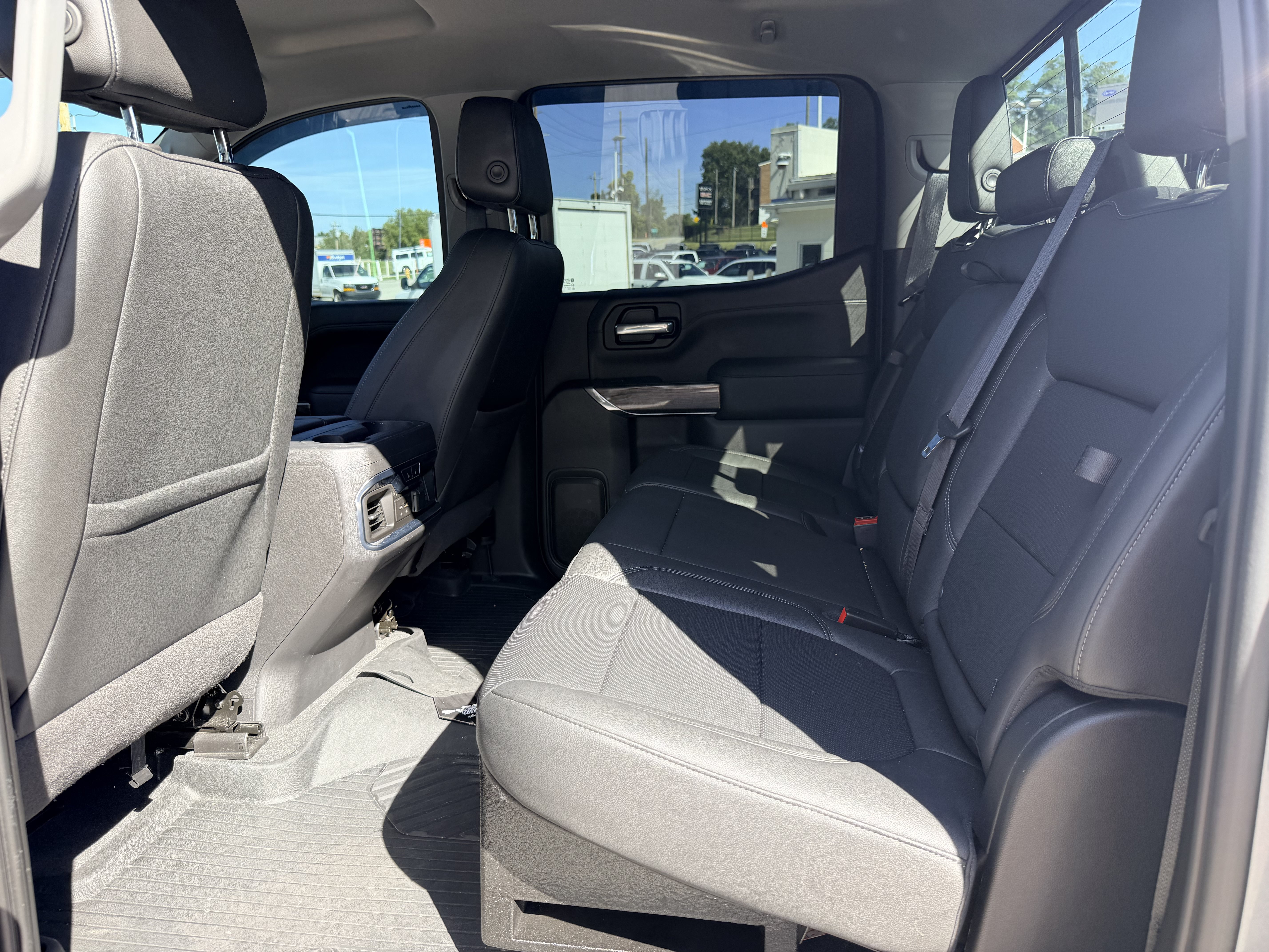 Used 2021 Chevrolet Silverado 1500 LTZ AWD/4WD image 12