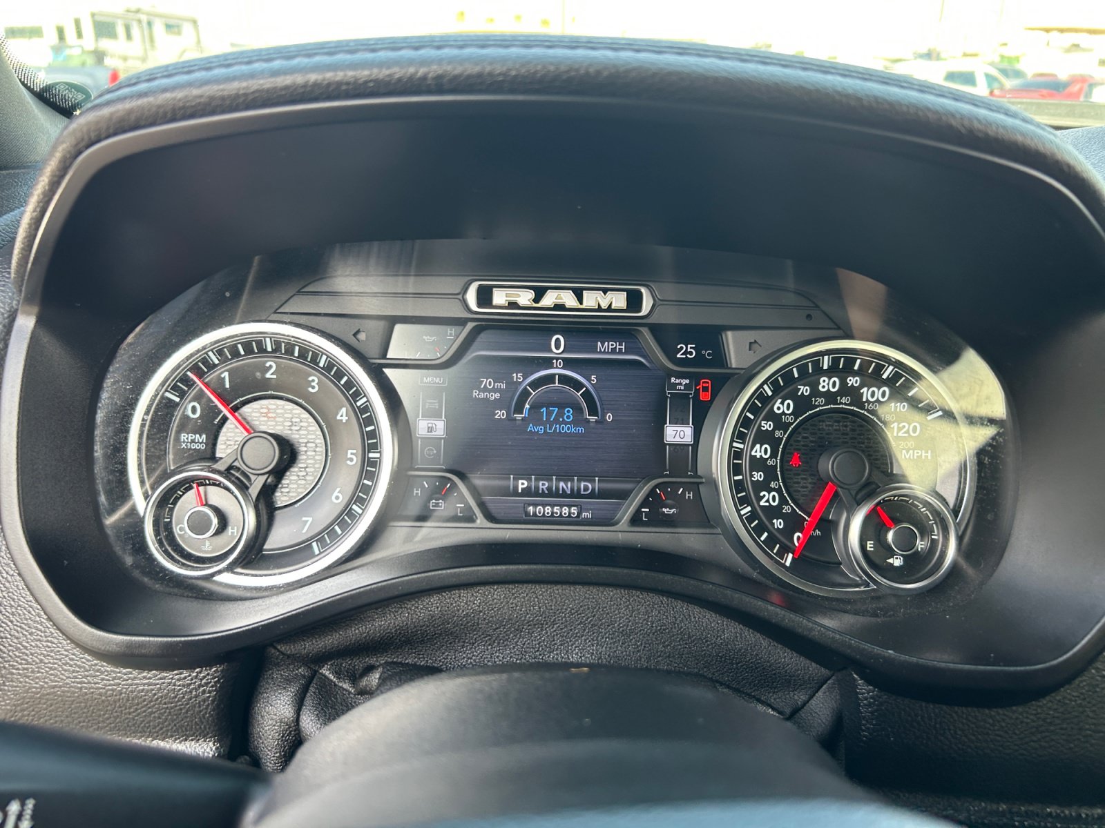 Used 2019 RAM 1500 Laramie w/ Sport Appearance Package AWD/4WD image 10