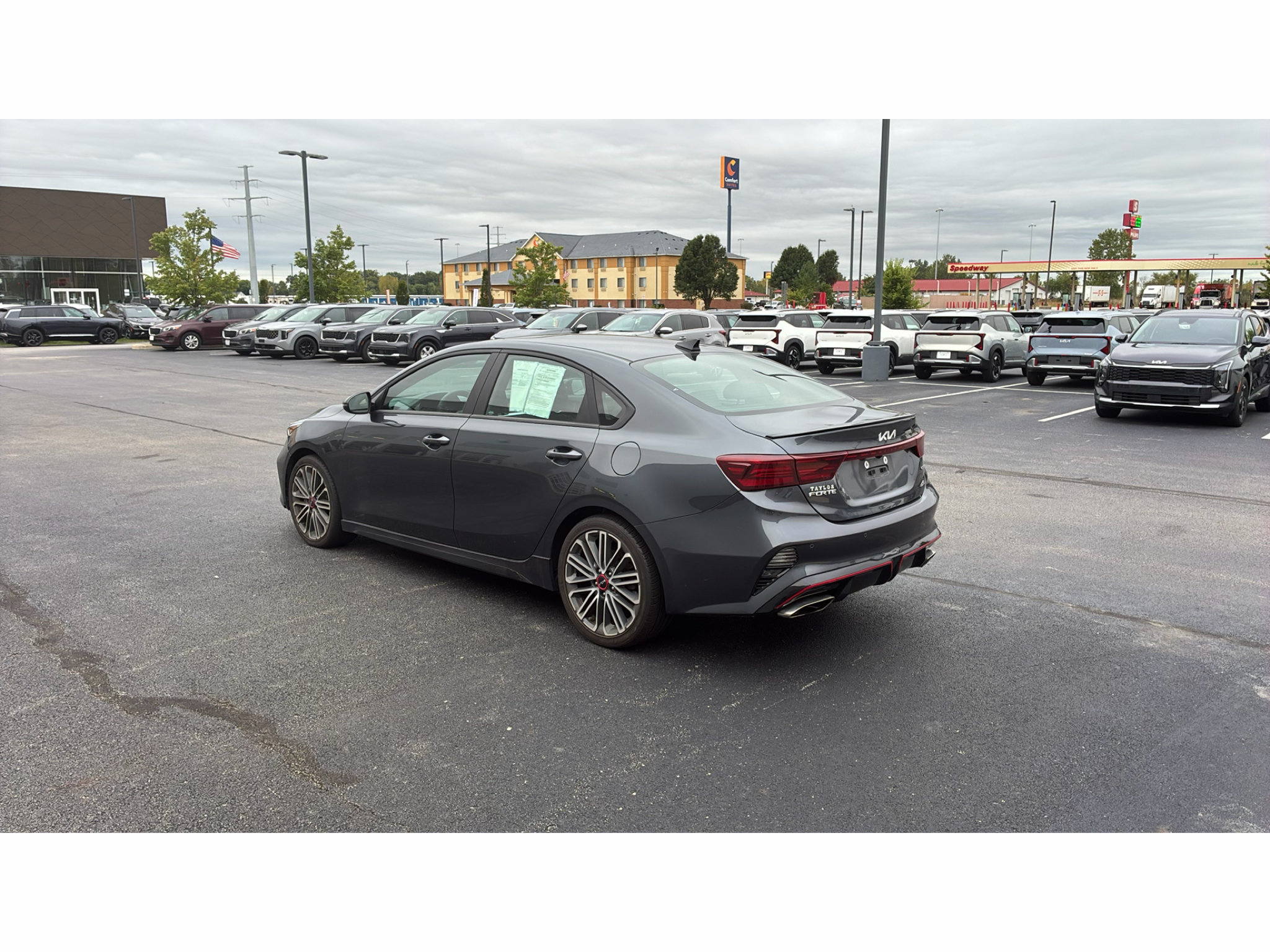Used 2023 Kia Forte GT w/ GT2 Package FWD image 5