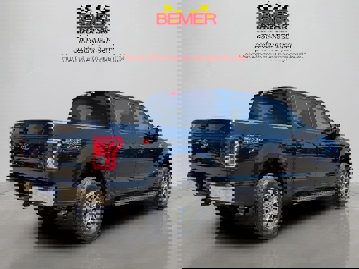 Used 2017 Ford F150 XLT w/ Trailer Tow Package image 5