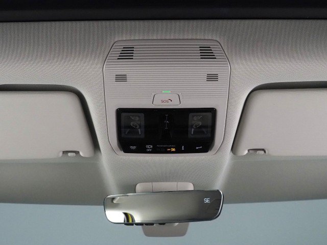 Used 2025 Volkswagen ID. Buzz 1st Edition image 65