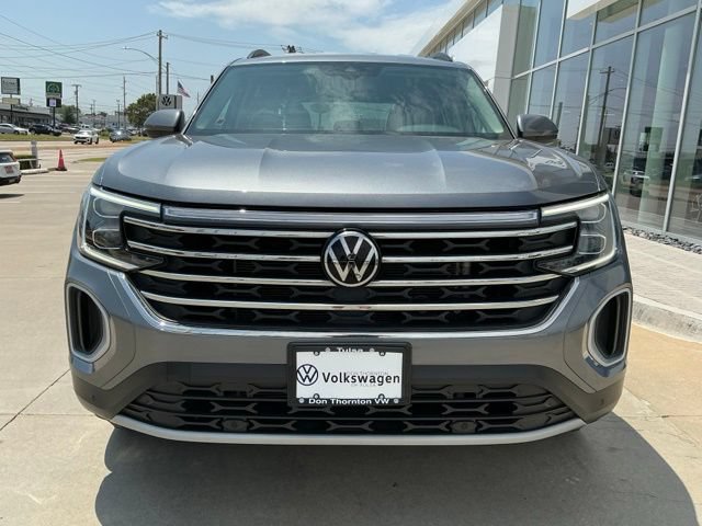 Used 2025 Volkswagen Atlas SE AWD/4WD image 8