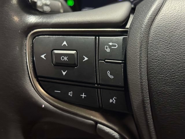 Used 2024 Lexus UX 250h F Sport AWD/4WD image 27