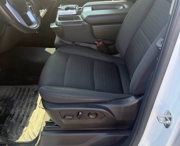 Used 2022 GMC Sierra 1500 SLE image 6