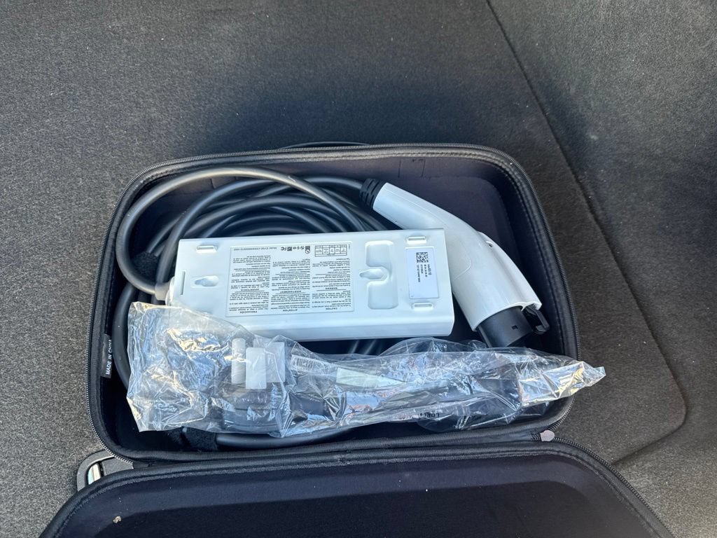 Used 2023 Cadillac Lyriq 2WD image 43
