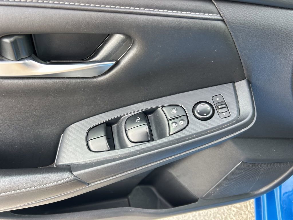 Used 2024 Nissan Sentra SV image 5
