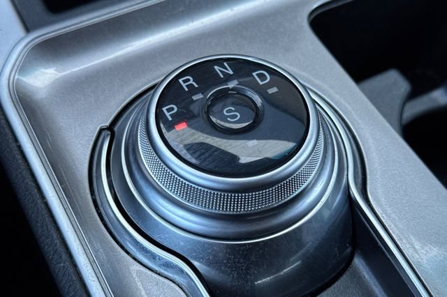 Used 2024 Ford Edge SEL image 34