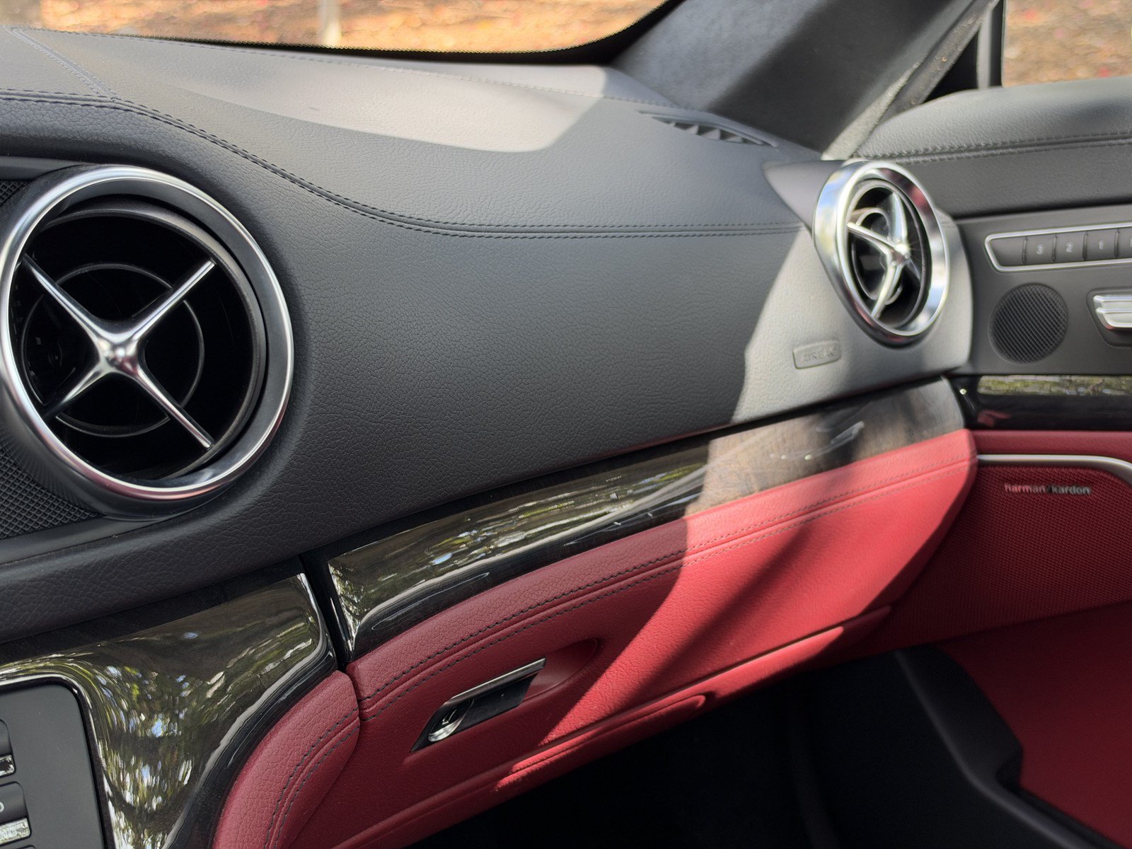 Used 2013 Mercedes-Benz SL 63 AMG image 31