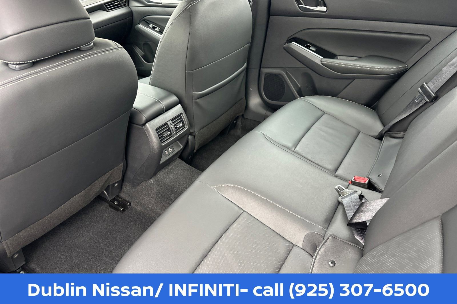 New 2025 Nissan Altima 2.5 SL AWD/4WD image 14