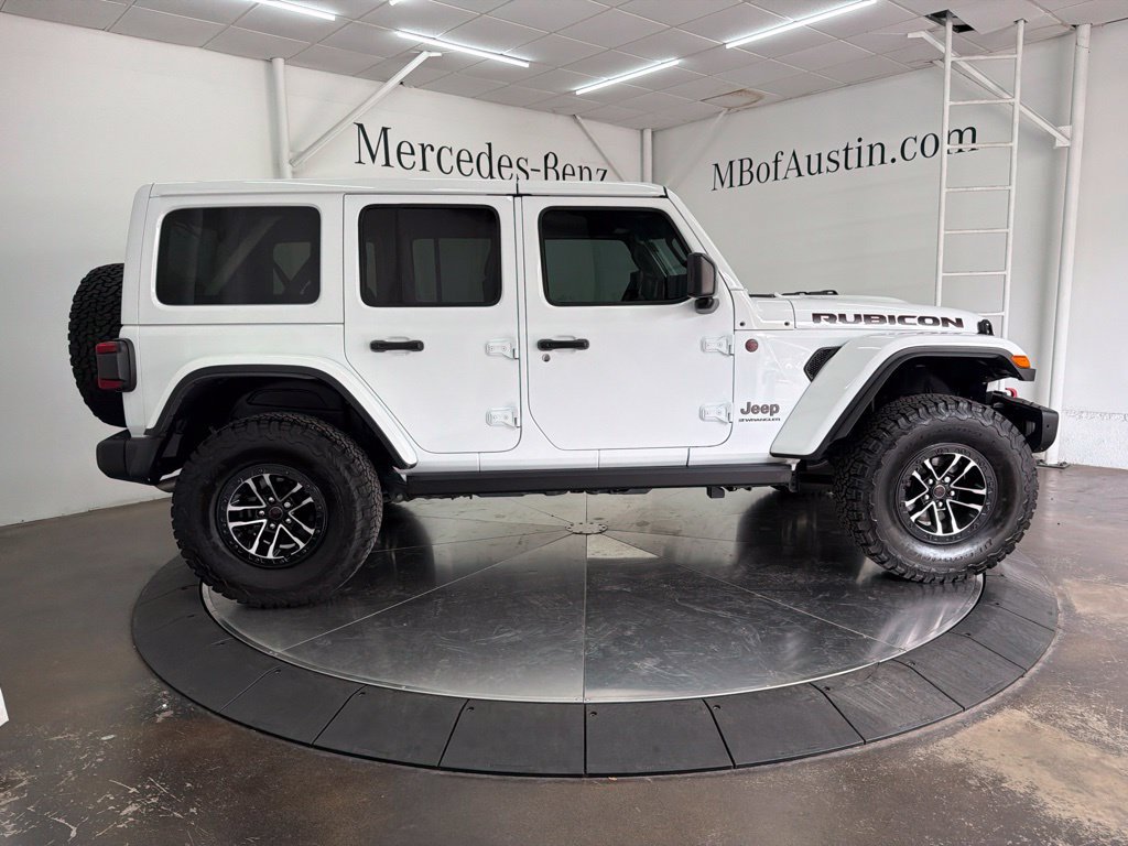 Used 2024 Jeep Wrangler Unlimited Rubicon AWD/4WD image 8