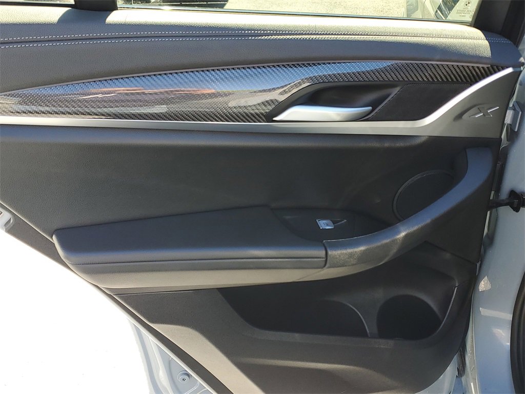 Used 2022 BMW X4 M40i w/ Parking Assistance Package image 12
