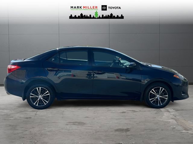 Used 2017 Toyota Corolla LE w/ LE Premium Package w/Moonroof image 6