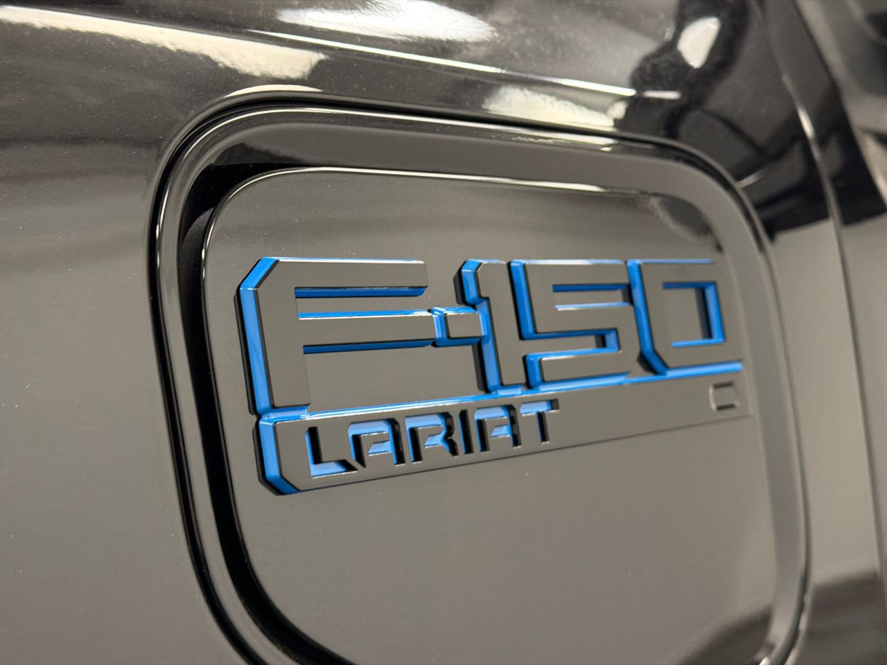 New 2025 Ford F150 Lightning Lariat image 16